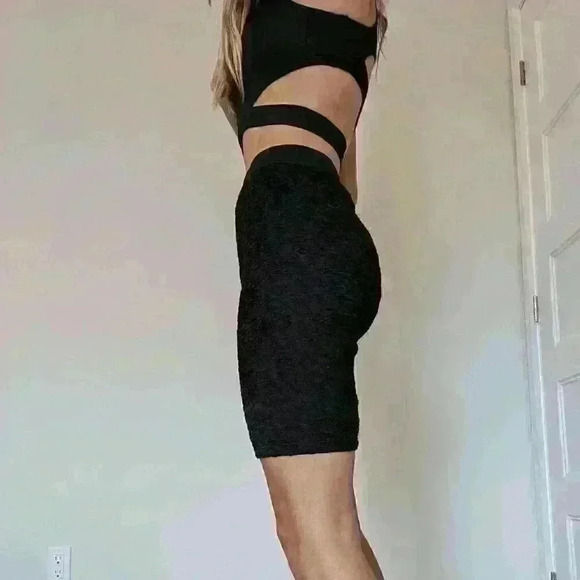 Candie's, pencil above-knee skirt,  lace, high-raised, black, size Small - Picture 4 of 6